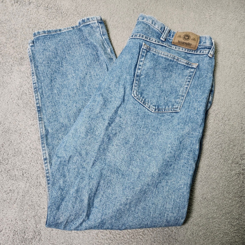 Wrangler Mens 42x32 Hero Authentic Straight Leg Jeans Light Wash Blue 97601SB